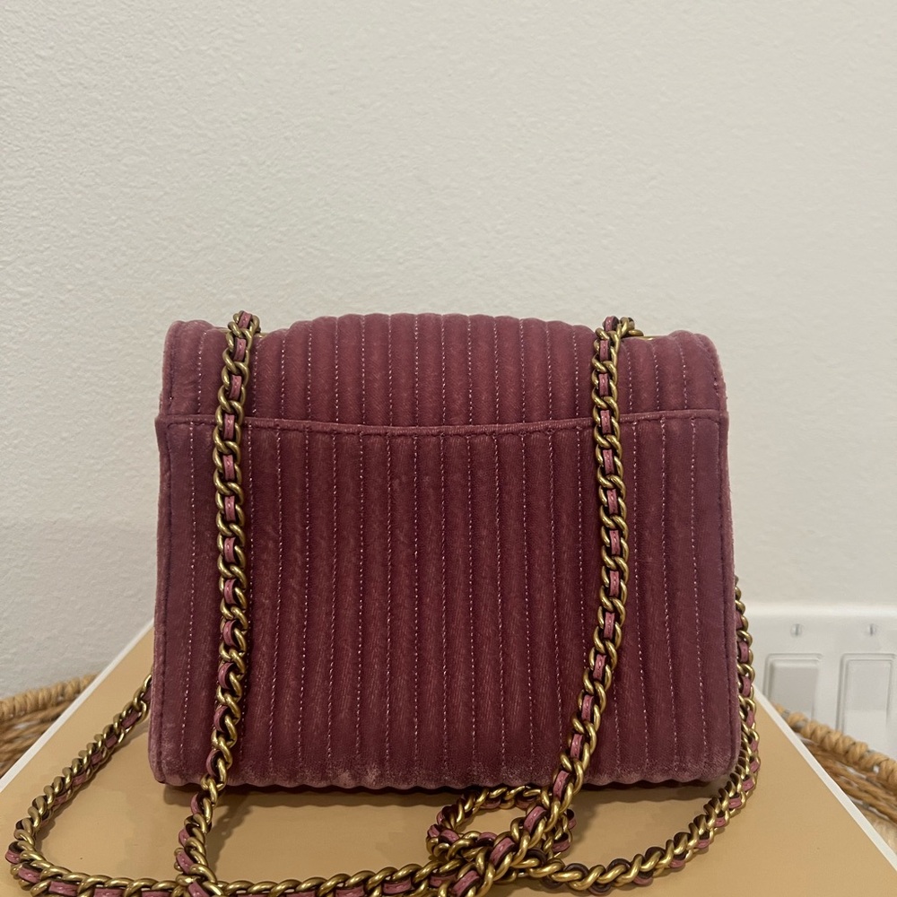 Coach Pink Velvet Parker 19 Quilted Shoulder Bag with Woven strap - Picture 3 of 10